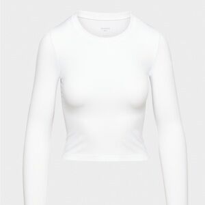 Aritzia Seamless White Long Sleeve Tee